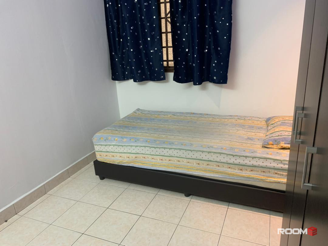 FULLY FURNISHED SINGLE ROOM AIRCONDITIONED IN KOTA DAMANSARA