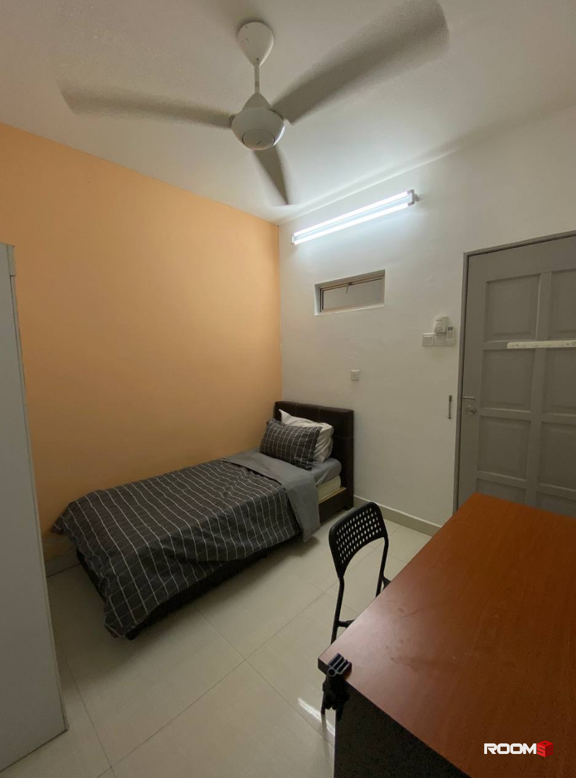 ✨Fully Furnished Big Single Room @ PJS 7 Landed House✨