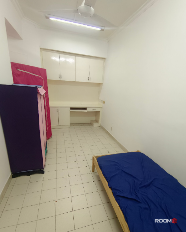 💥ZER0️⃣ deposit middle room @ Jalan BU 10/5 with affordable price RM640/month👍👍