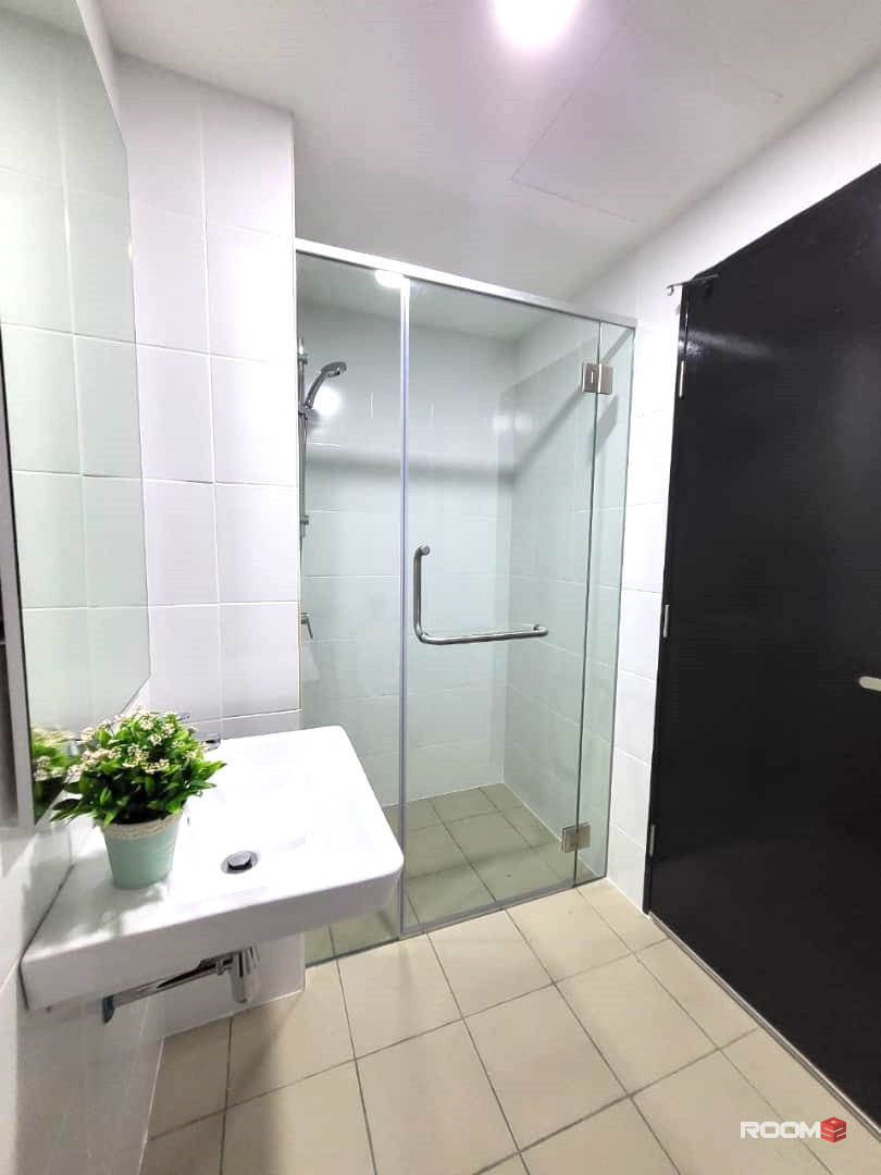 [Bilik Sewa Cozy & Privacy] , [Bilik Medium] ,  [MRT & LRT Maluri]  Parc 3 , Cheras Maluri , MYTOWN , IKEA , Mid Valley