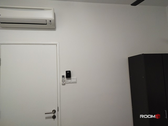 Indah Villa Small Room For Rent