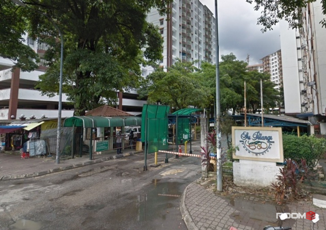 Small Room for Rent in Sri Pelangi Condominium Setapak