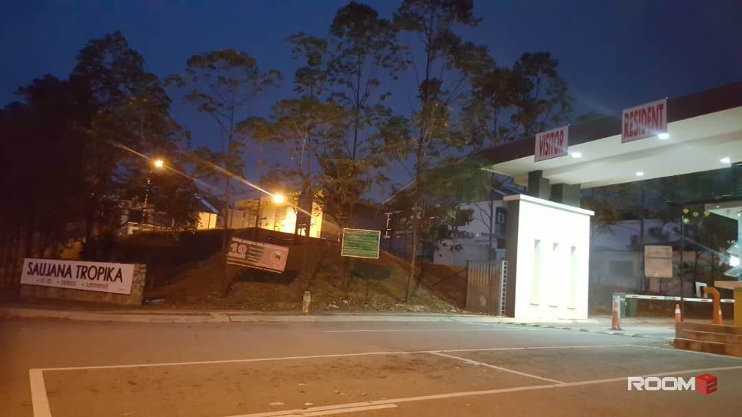 [Bilik Sewa Murah], Saujana Tropika ,  Seremban , S2 Height , [Bilik Medium]  , Plazo , Centrio , Aeon , Mydin ,Palm Mal
