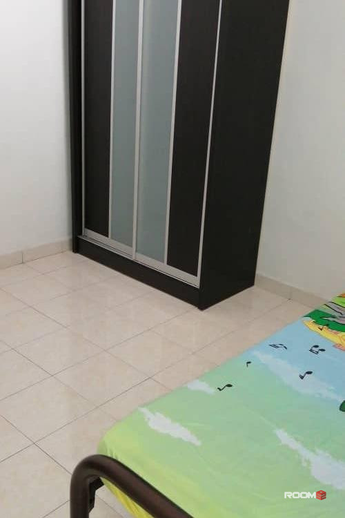 Taman Bukit Cheng 2-Storey House Middle Room Fully Furnished for Rent