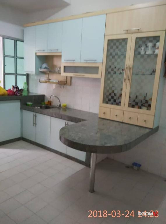 Taman Bukit Cheng 2-Storey House Middle Room Fully Furnished for Rent