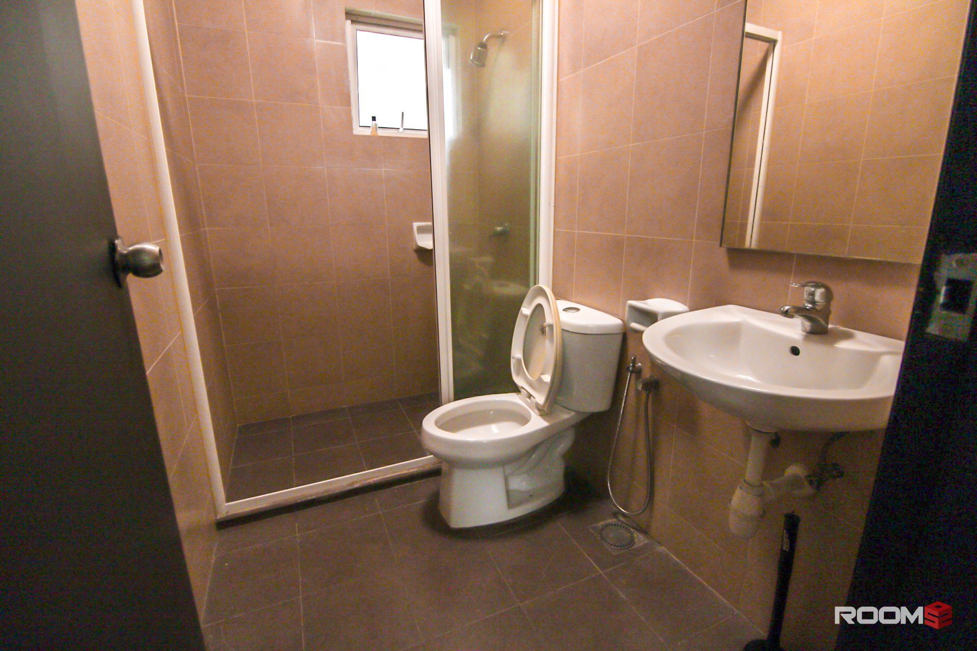 🙋🏻‍♀️⚡Single Room For Rent 🌃 Near Ampang Part LRT & MRT❗ At Luxury Condominium 🏛️