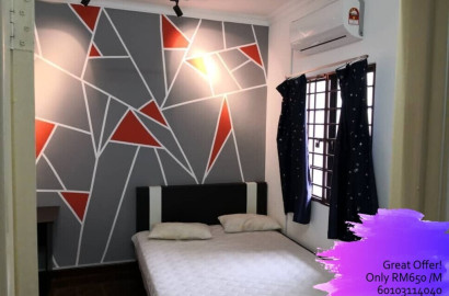 (Jalan Nova U5/91B) Subang Bestari, Nearby Help Uni, Fully Furnish With Aircond Middle room For Rent