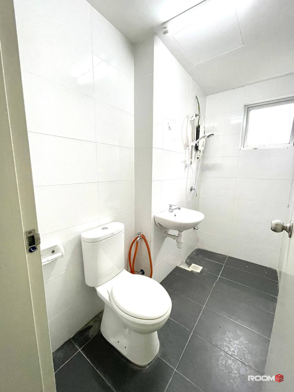 [ Bilik Sewa - MEDIUM ] FEMALE - di PERMATA RESIDENCE ( AEON/ Mahkota Walk/ Columbia Hospital )