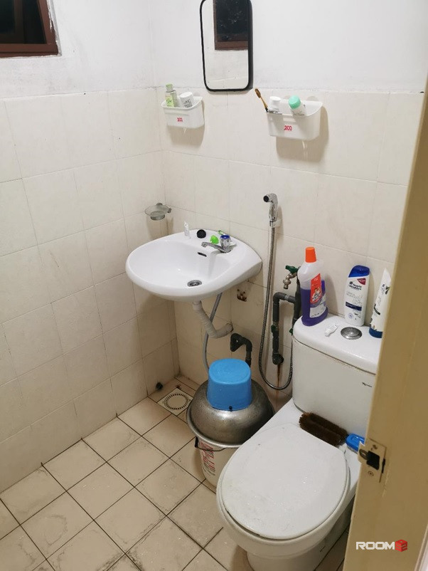 Middle Room To Let at Palm Spring@Damansara