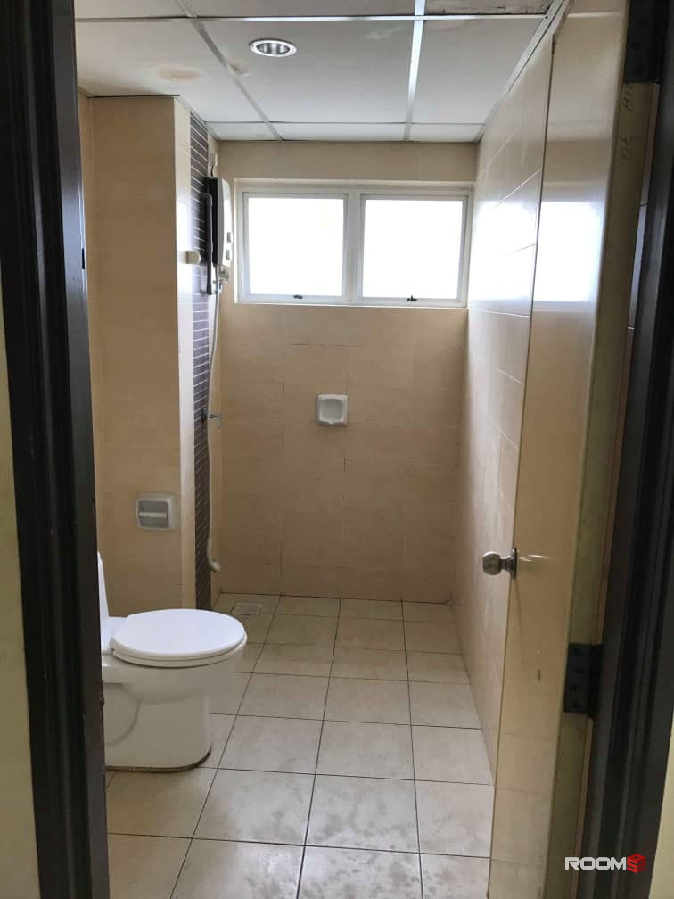 Whole unit for rent in cova villa, kota damansara