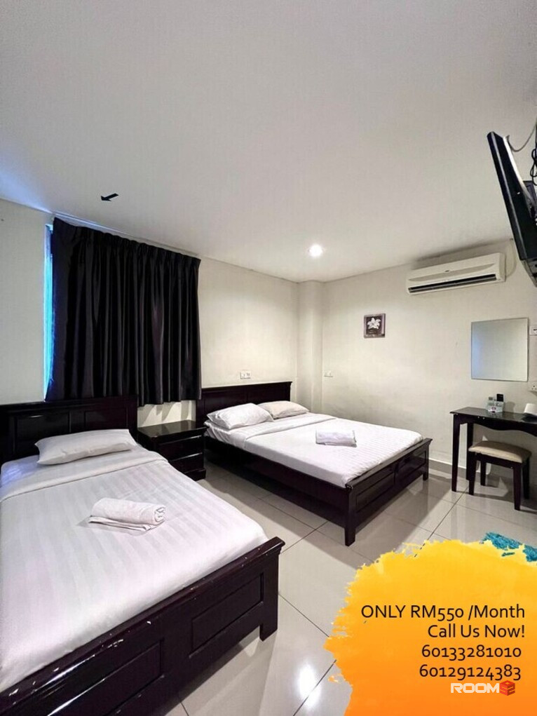Ner MRT Kajang Hotel Room With Private Bath Room For Rent
