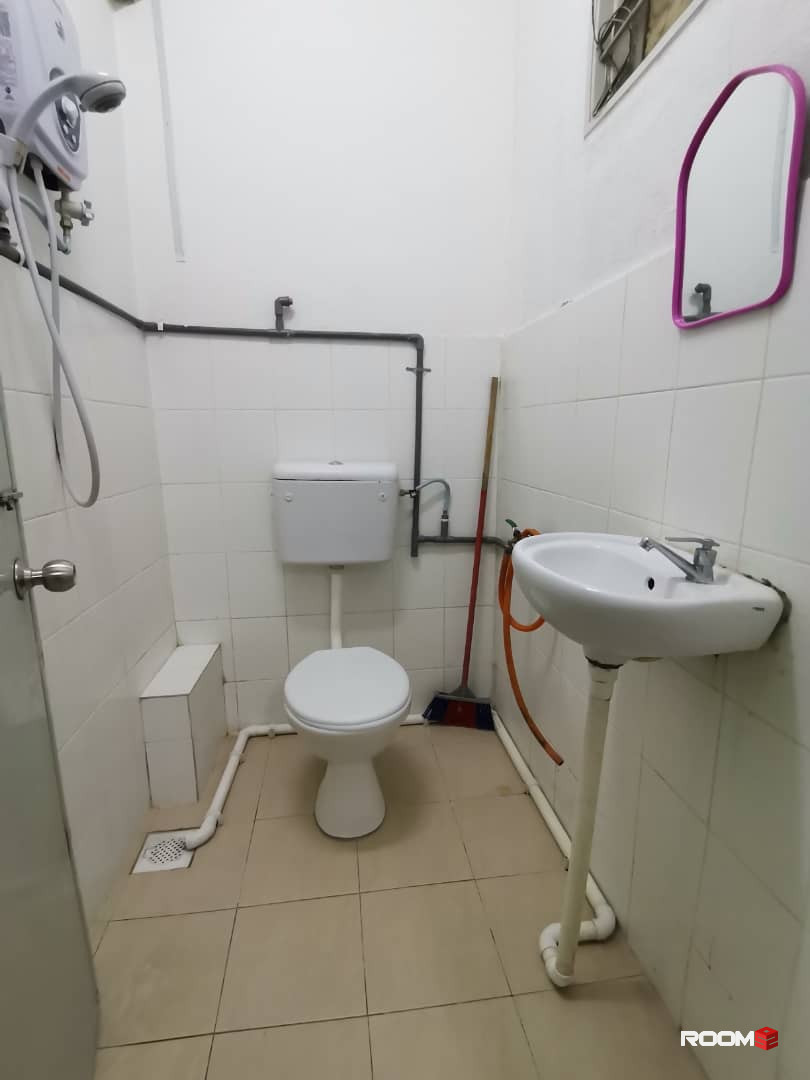 🔥FEMAL UNIT! Fully Furnished Single Room 🔥Walking Distance to LRT SS15, High Speed Wifi