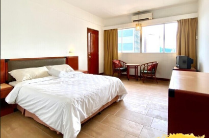 2mins Walking Distance To MRT&LRT Hotel master Room With Private Toilet