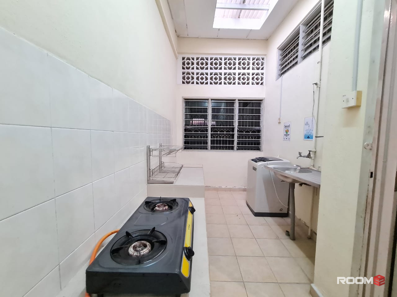 "𝐌𝐈𝐃𝐃𝐋𝐄 𝐑𝐎𝐎𝐌" at Senawang, Seremban, Bilik Sewa Seremban [Offer Merdeka 🌞] Tmn Ujong, Senawang, Rasah, KK Ser
