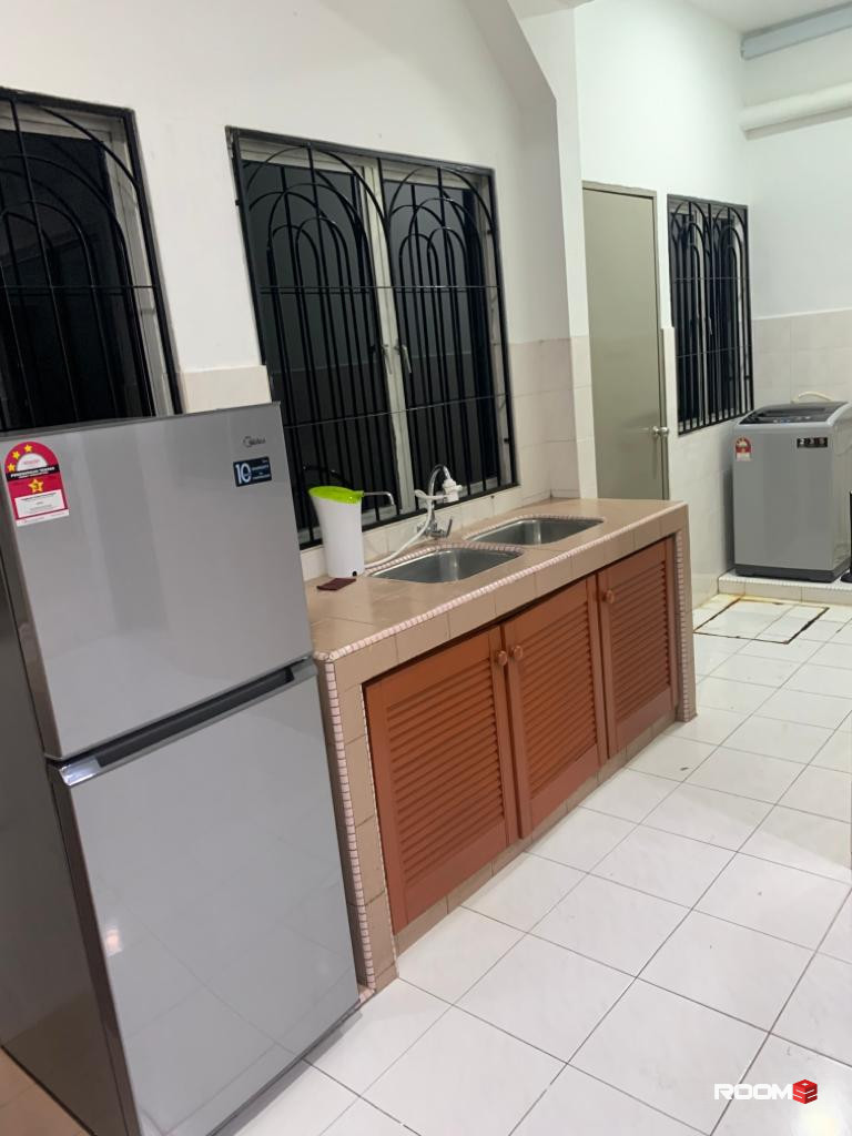 SINGLE ROOM @ USJ (Near LRT / Free Utilities) - Actual Unit Photo