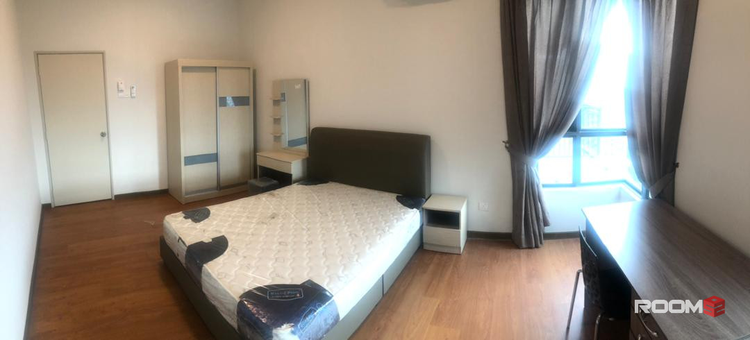 Amazing Middle Room Ready To Move In @ Puchong
