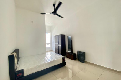 𝑴𝑰𝑫𝑫𝑳𝑬 𝑹𝑶𝑶𝑴 at Sendayan 👉 Seremban, Bilik Sewa Sendayan [🔥 Merdeka Sale !! 🔥] Suriaman, Seremban, Labu, D'T