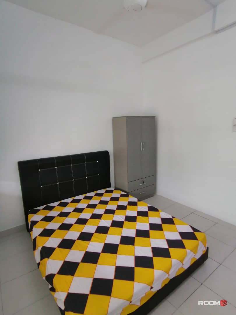 Room for rent at Taman Pulai Mutiara @ Gelang Patah