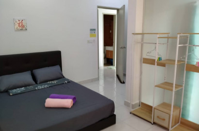 Middle Room at Balakong, Selangor 🔥 👉 Bilik Sewa Balakong [Merdeka 𝐒𝐀𝐋𝐄 ❗❗] Tmn Mesra Utama, Silk Residence, Tamin
