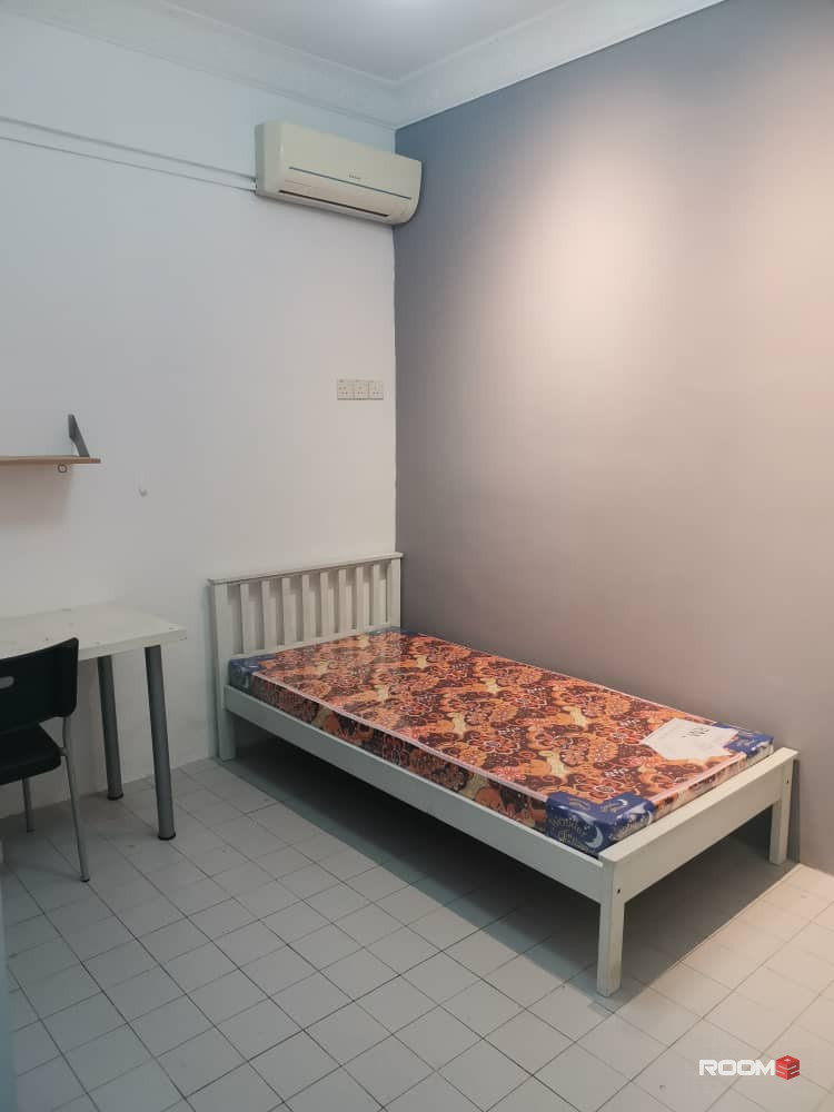 Single Room @ Sunway - Free Utilities/Fully Furnished (Near GEO / Hospital / Pinnacle / Monash / Pyramid)