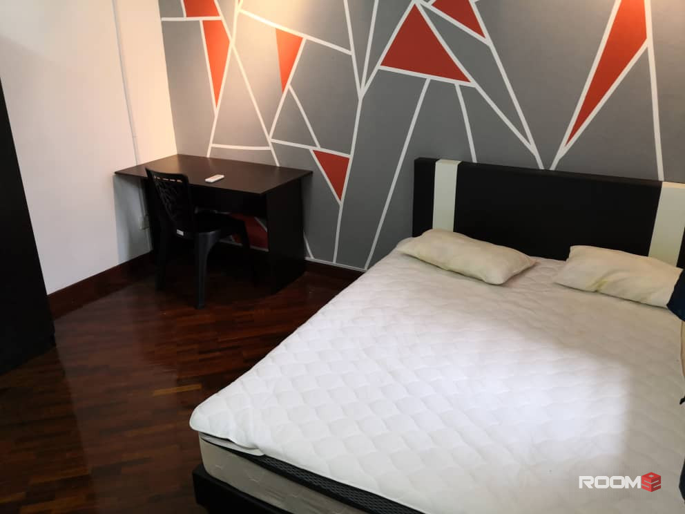 SUBANG BESTARI MIDDLE ROOM FOR RENT LOW DEPOSIT PACKAGE !!!