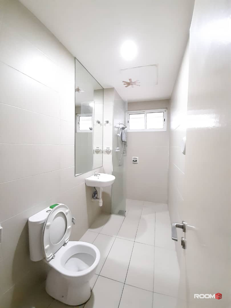 Middle Room at Bandar Mahkota Cheras, Cheras South  🔥👉 (𝐏𝐑𝐎𝐌𝐎𝐒𝐈 MERDEKA)  Bilik Sewa Cheras (MRT BTHO) Sunstone