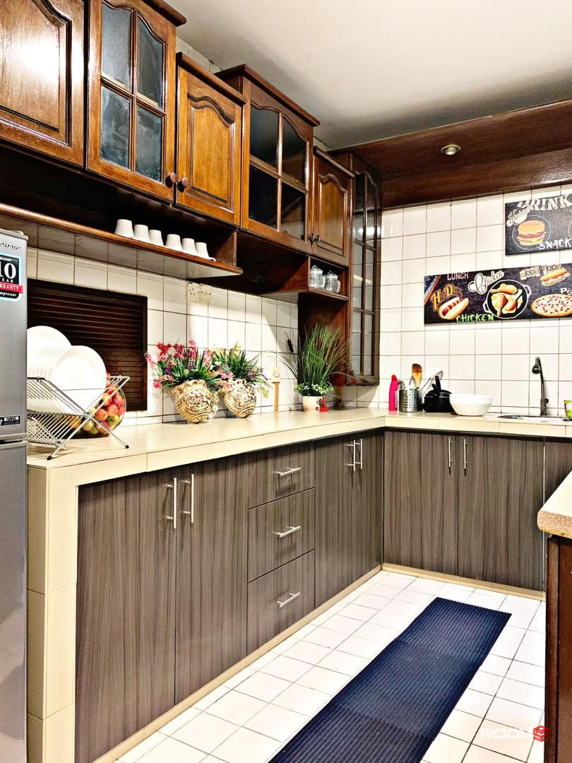 Medium Room At Palladium Condominium Keramat, Kuala Lumpur.