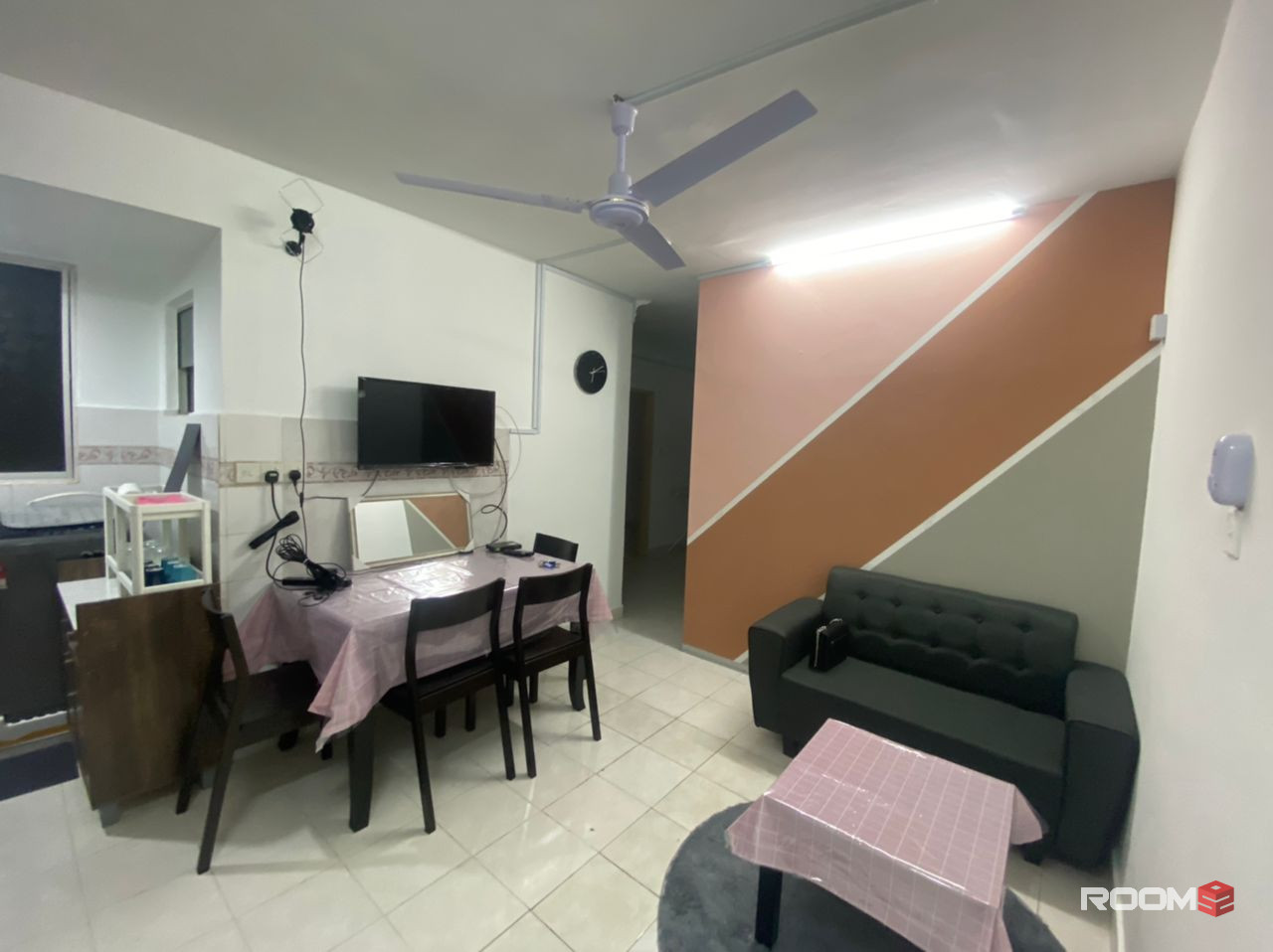 Single Room for Rent at Flora Damansara, Damansara Perdana