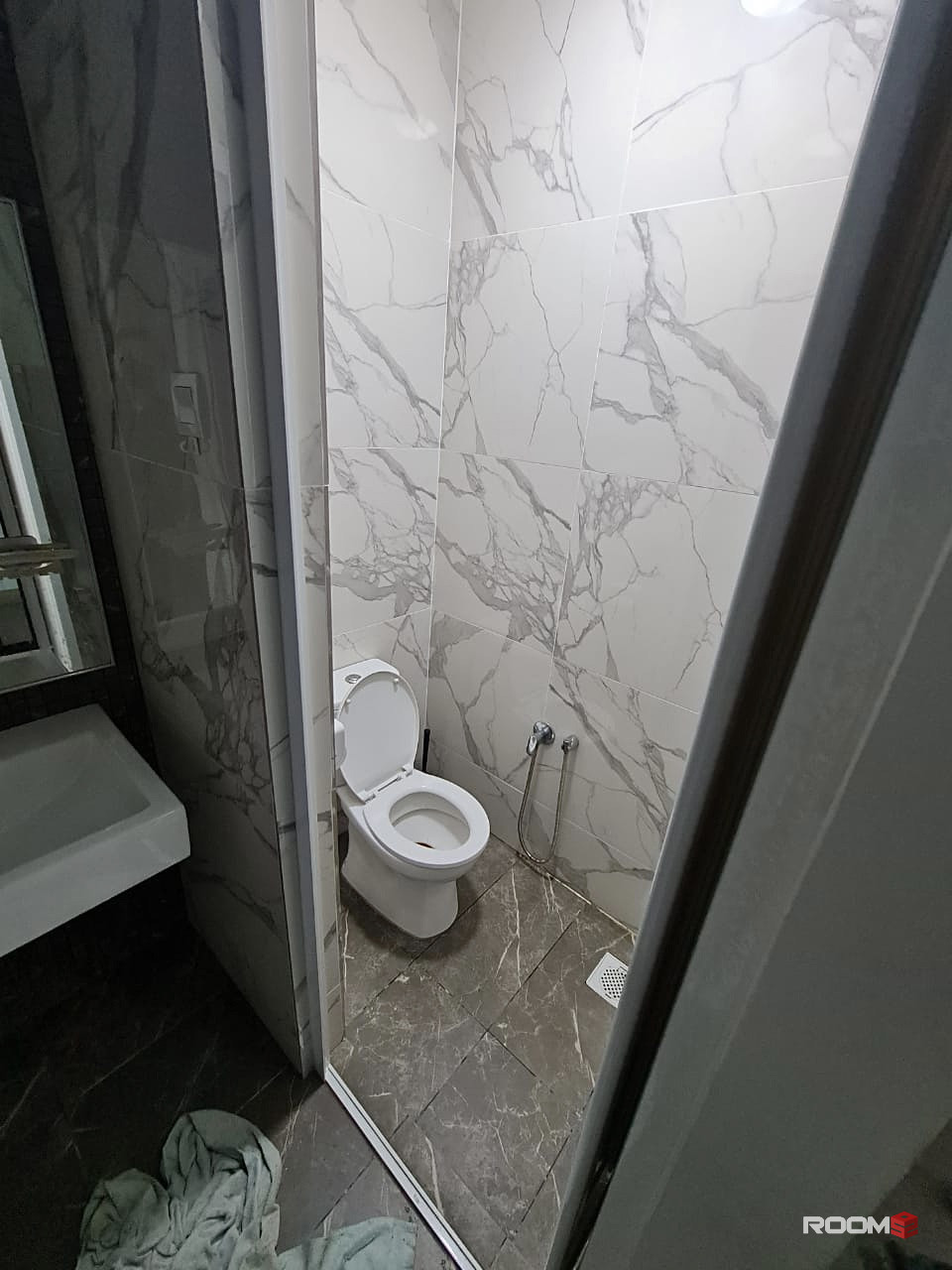 the grand subang ss13 single room for rent