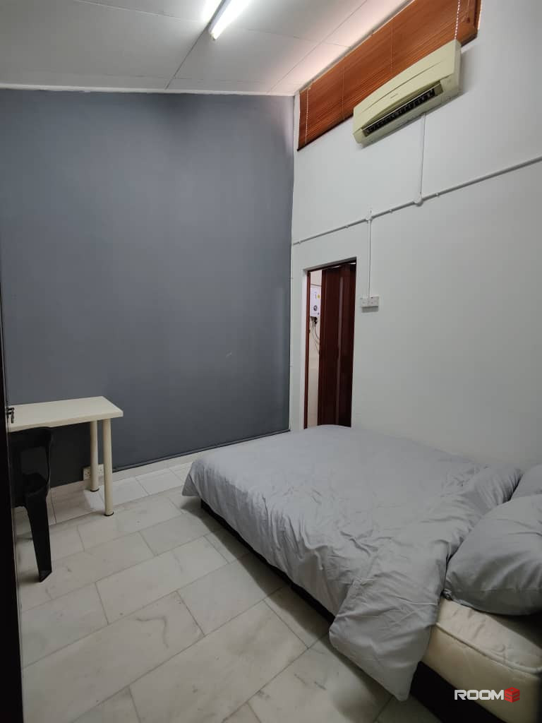 Deluxe Room with Private Bathroom @ Sunway PJS9 / Include Utilities & Fully Furnished