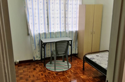 USJ13 Subang Jaya Medium Room For Rent (Walking distance to LRT Station)