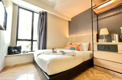 Middle room for rent at Worldview Grand Hotel with private 🛁bathroom