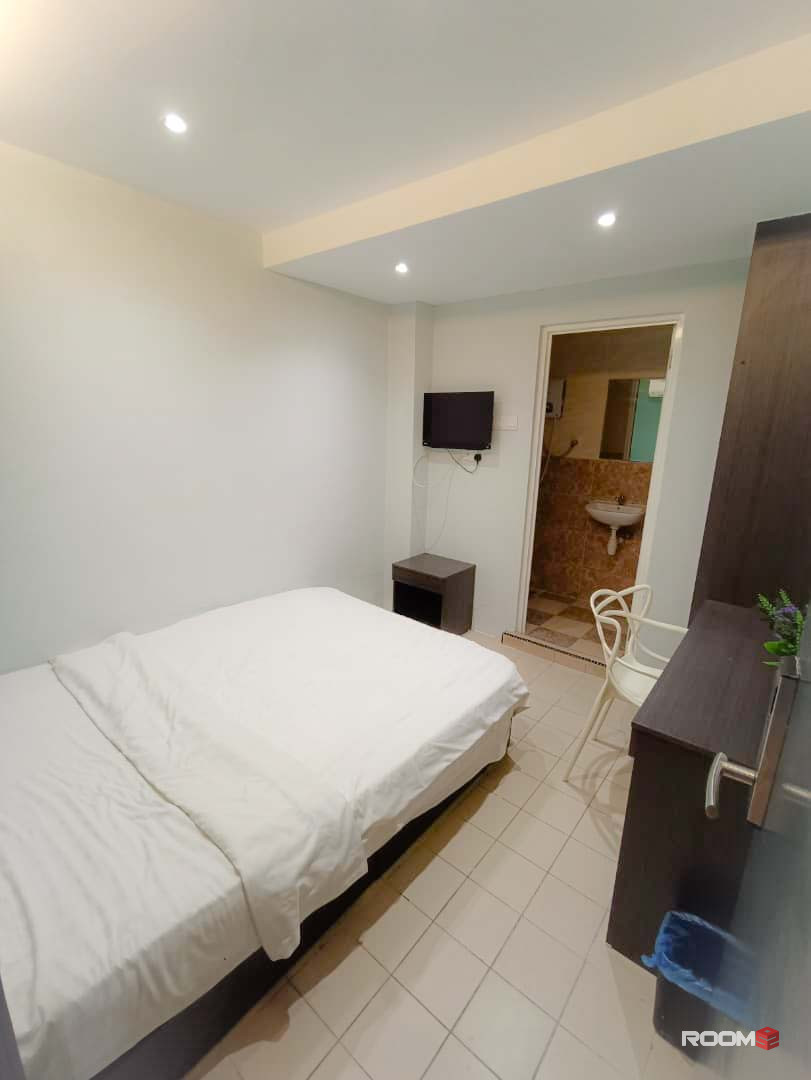 ZERO DEPOSIT Available!!! FULLY FURNISHED ROOM AT Q Inn Hotel @ Sunway Mentari,Bandar Sunway, Near BRT