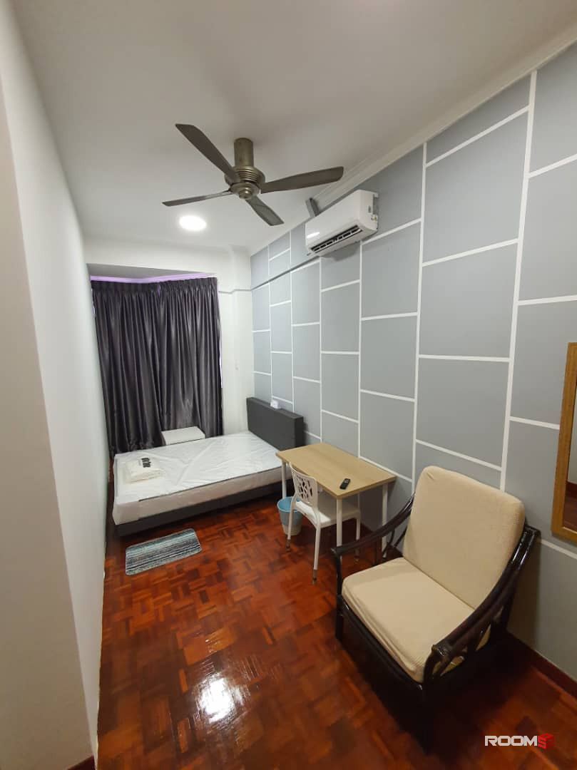 2-storey Terraced Small Room For Rent Newly Renovated units with brand NEW furniture.
