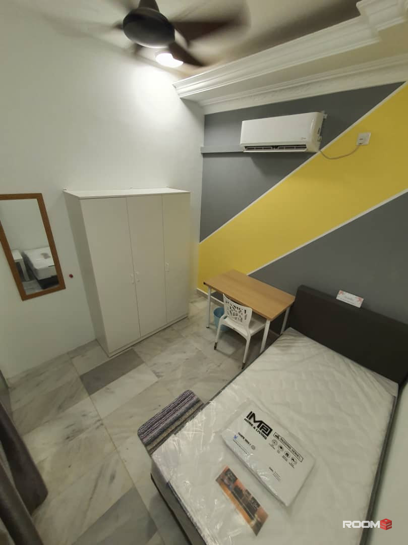 2-storey Terraced Small Room For Rent Newly Renovated units with brand NEW furniture.