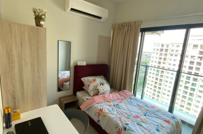 Super Single Room with Balcony for Male Only