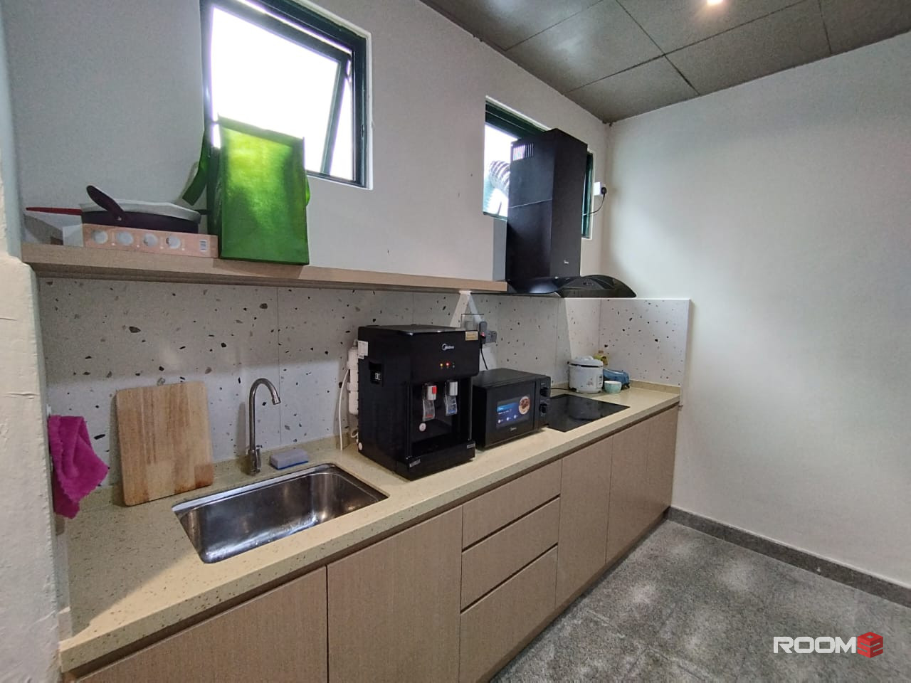 Near MRT Imbi & Times Square🚂 Furnished Room for Rent @ Bukit Bintang