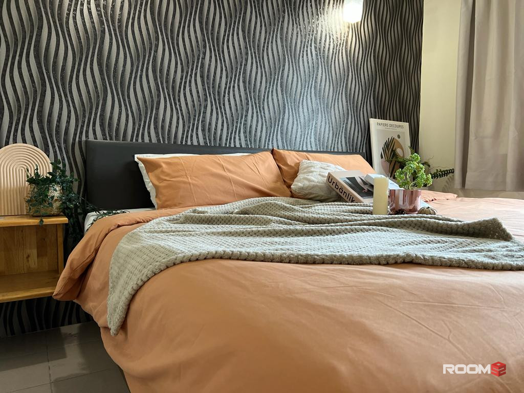 🏡 Zero Deposit Co-Living Room at SK Hotel Jalan Sri Kota 1, Kajang, Malaysia🏡 LIMITED UNIT LEFT ❗😲 Room with own bath