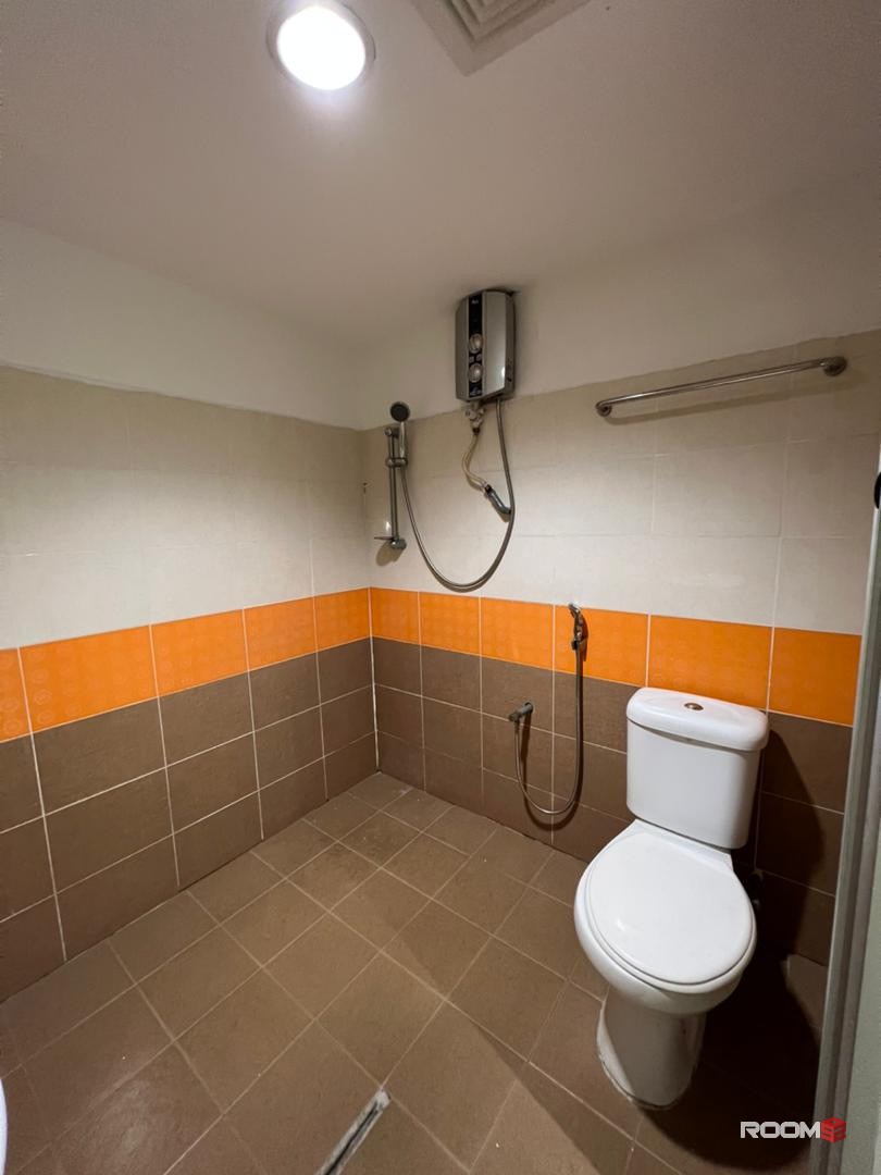 Offer❗ Near MRT Kajang🚂 and Medical Center Room Rent @ Kajang