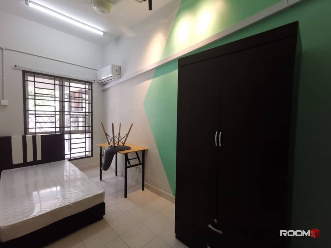 Bandar Bukit Tinggi 2 Single Room