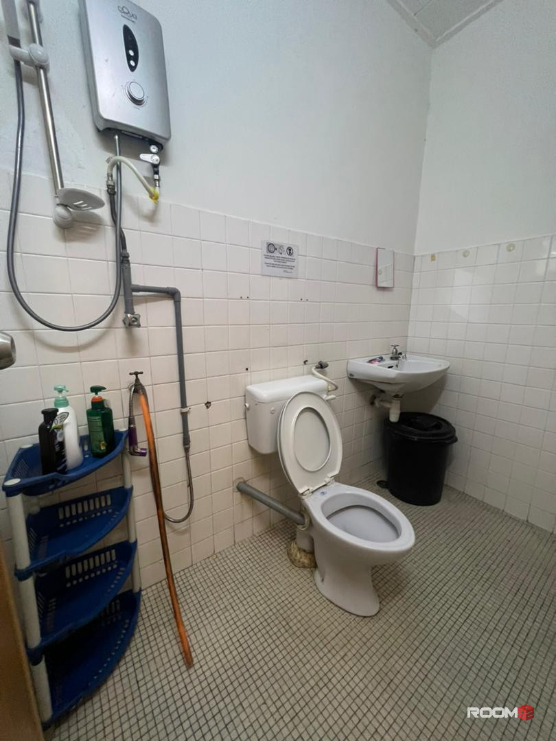 🔥🔥🏠✨PJ SS2 Single Room🌟✨🌈With Funiture, Free WiFi and Clean Environment🛏️💼🪑