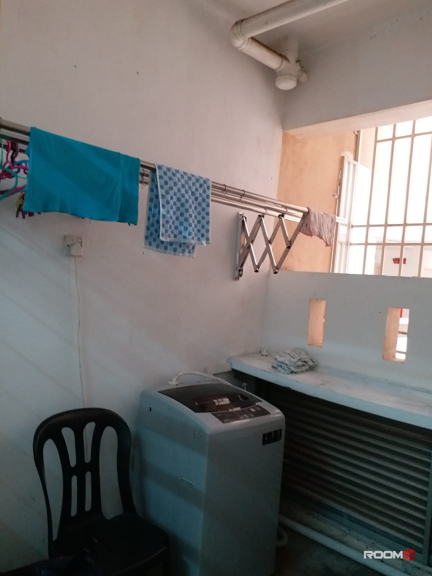 TAR VILLA MEDIUM ROOM TO RENT w.e.f 1ST OCTOBER 2023