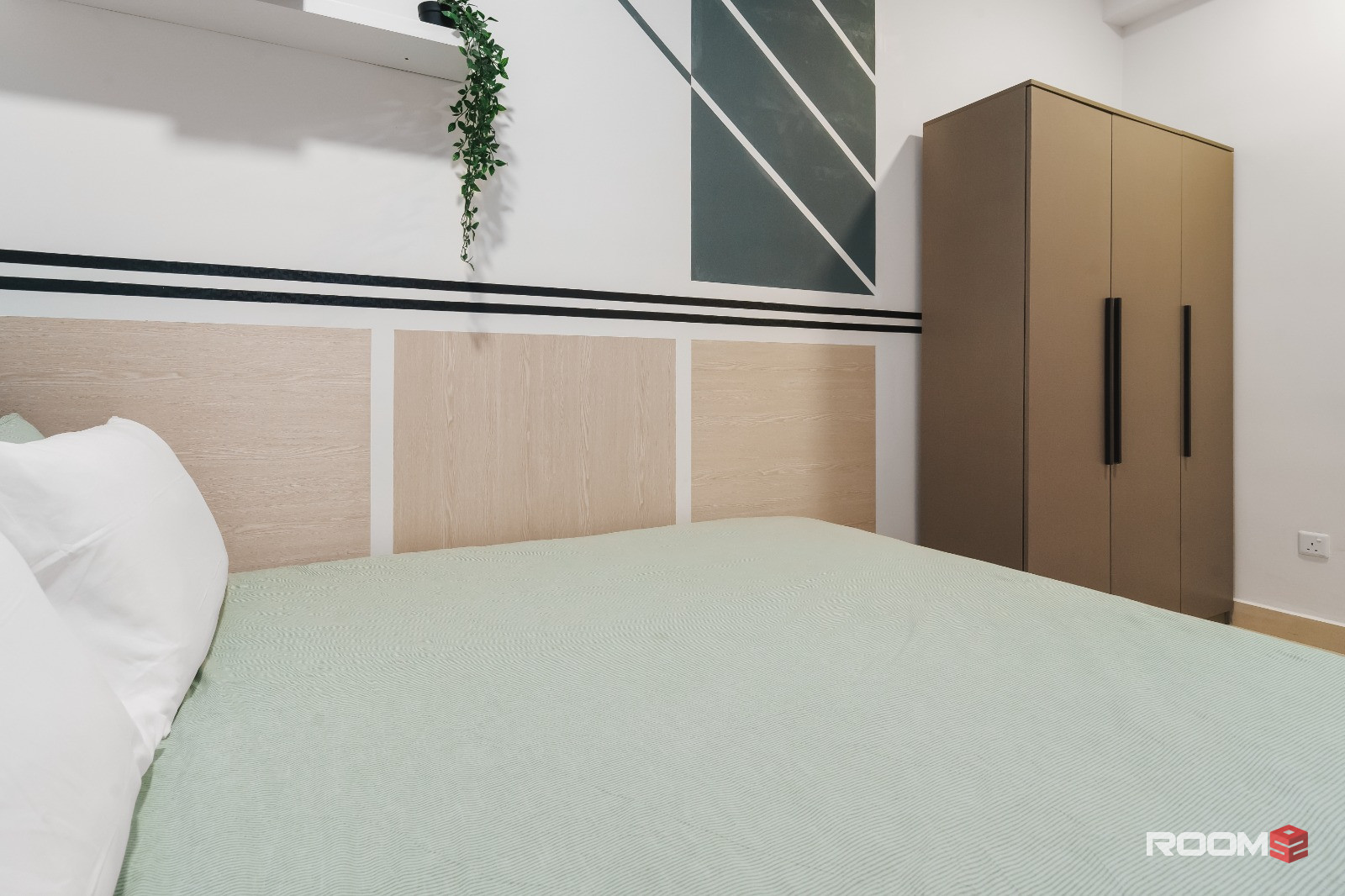 Fully Furnished Medium Room for Rent at Residensi Suasana @ Damai