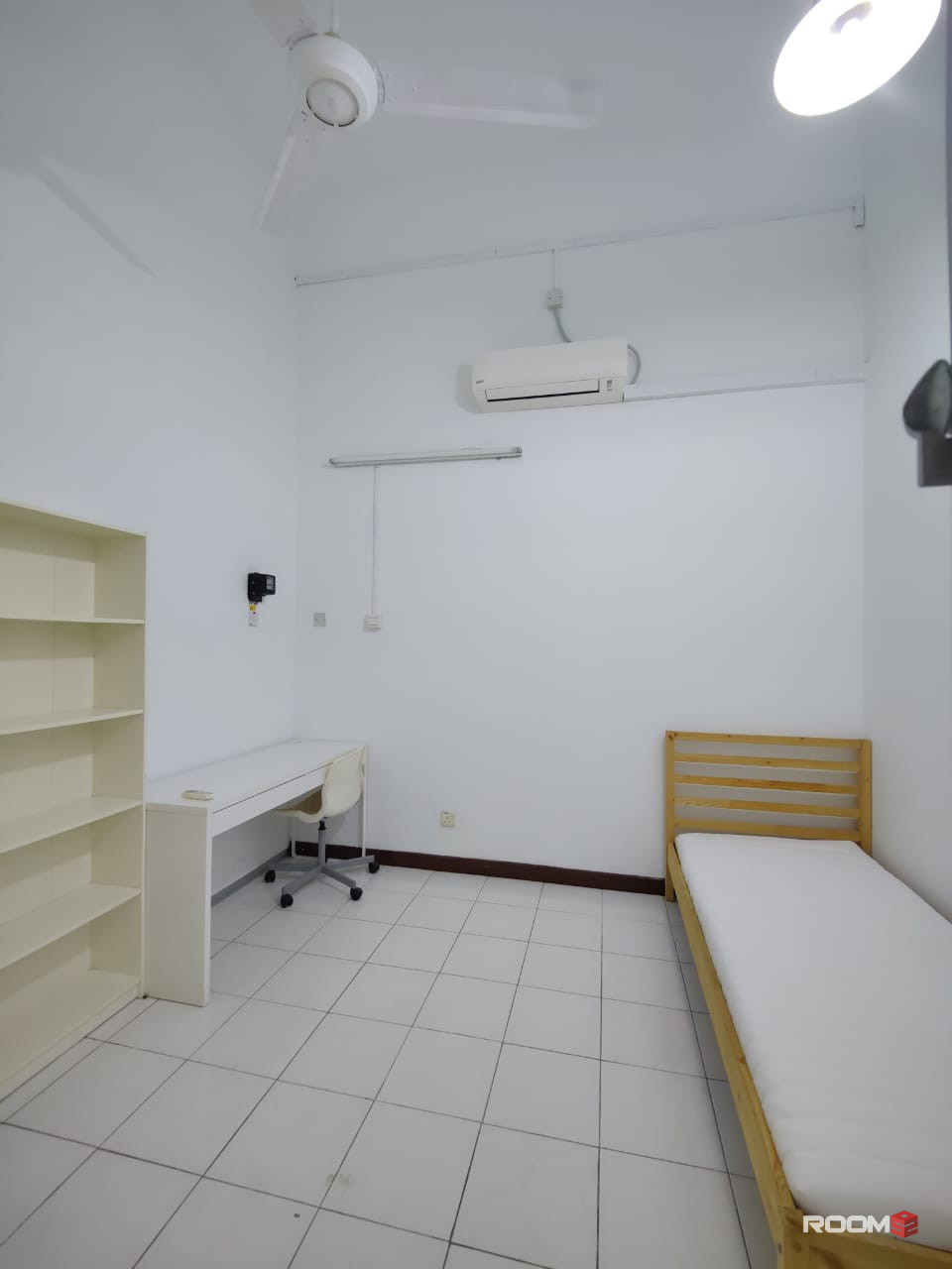 Single Room (Direct Link Bridge to Sunway University) @ Lagoon View Sunway