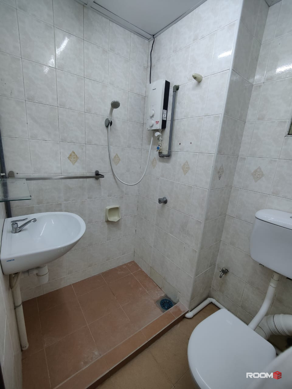 Double Decker with Private Attached Bathroom (Direct Link Bridge to Sunway University) @ Lagoon View Sunway