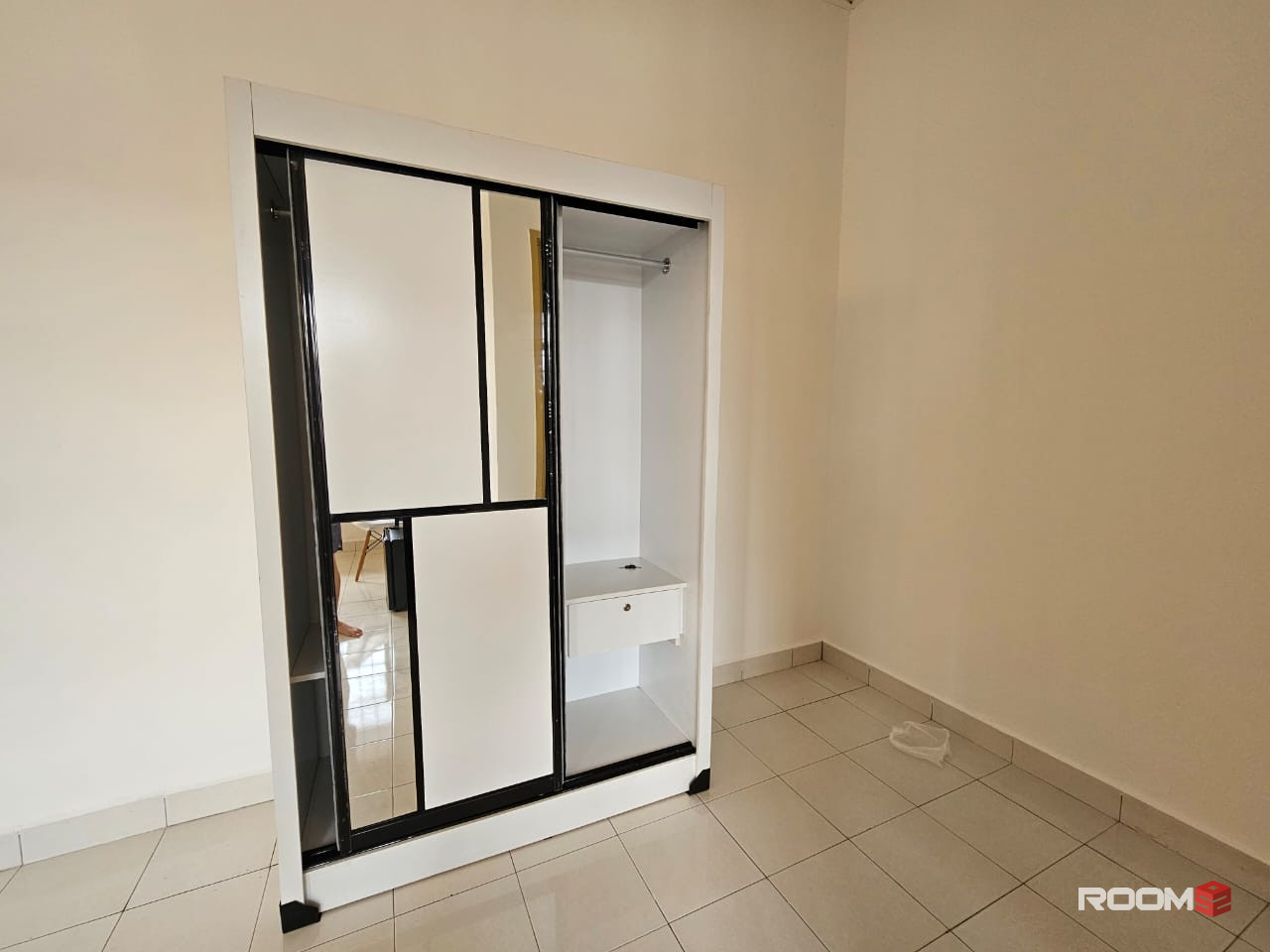 Bandar Bukit Tinggi 2 Master Room For Rent