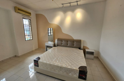 Bandar Bukit Tinggi 2 Master Room For Rent