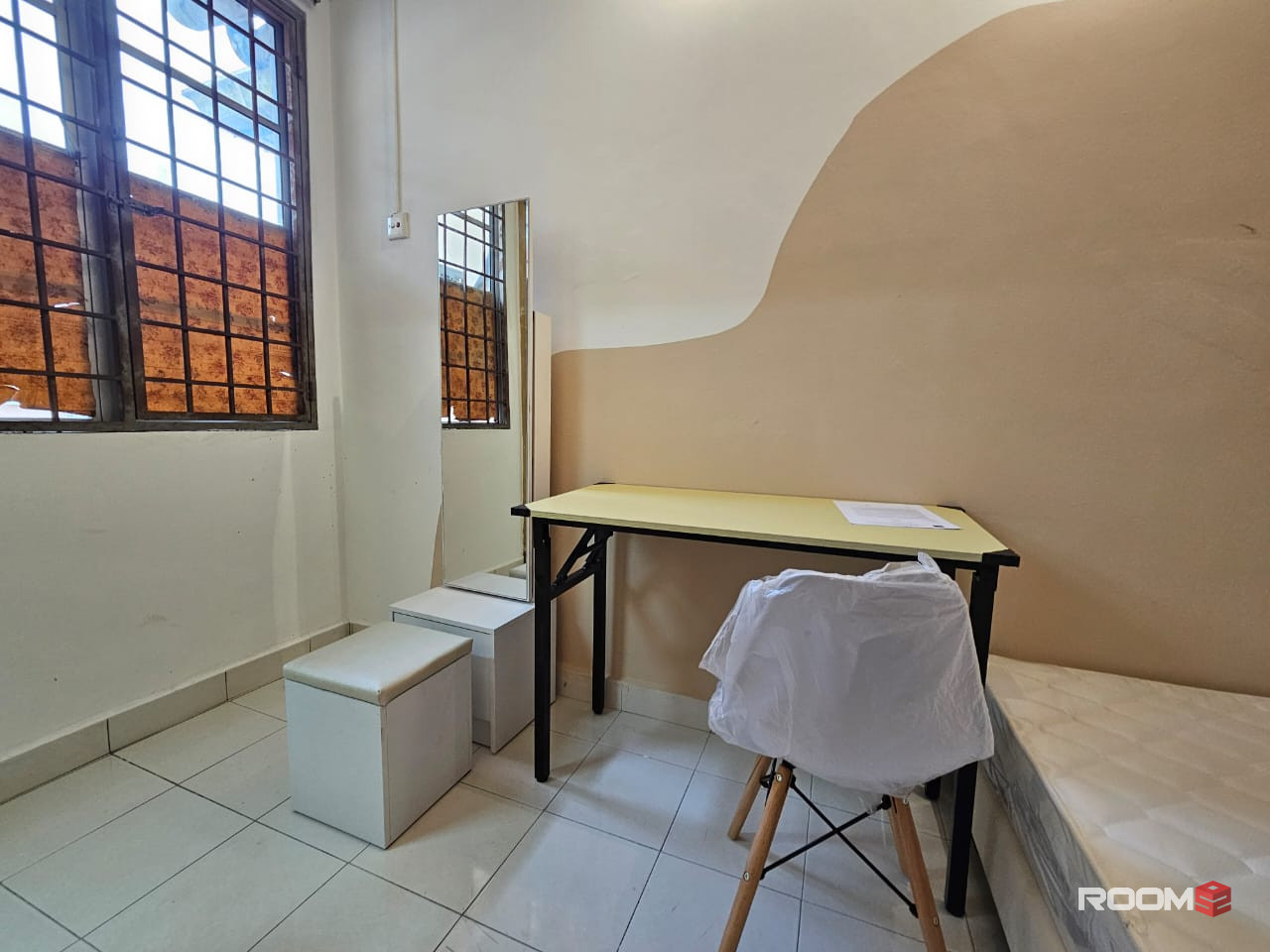 Bandar Bukit Tinggi 2 Middle Room