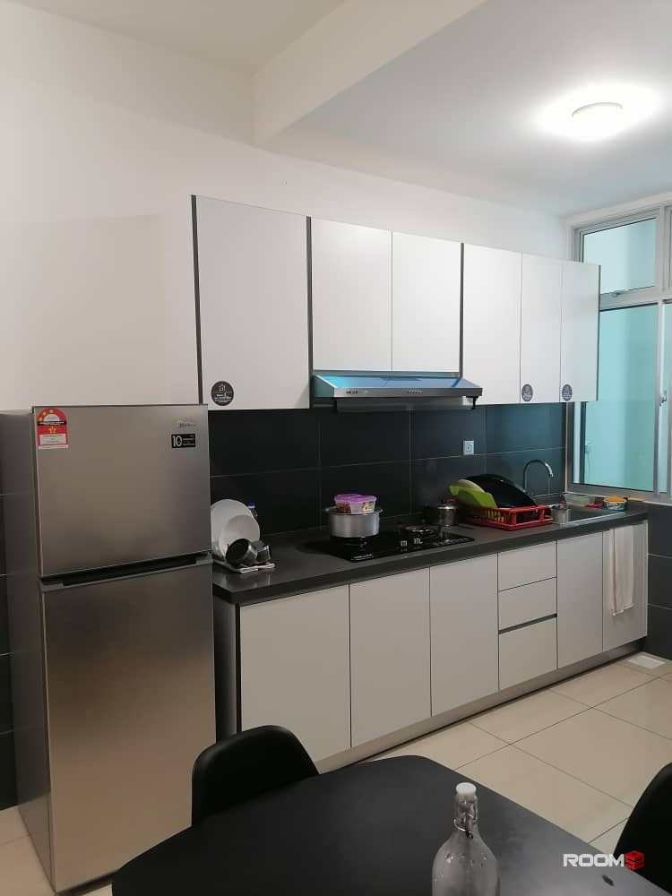 Room for rent at SKS Habitat Apartment @ Larkin Perdana