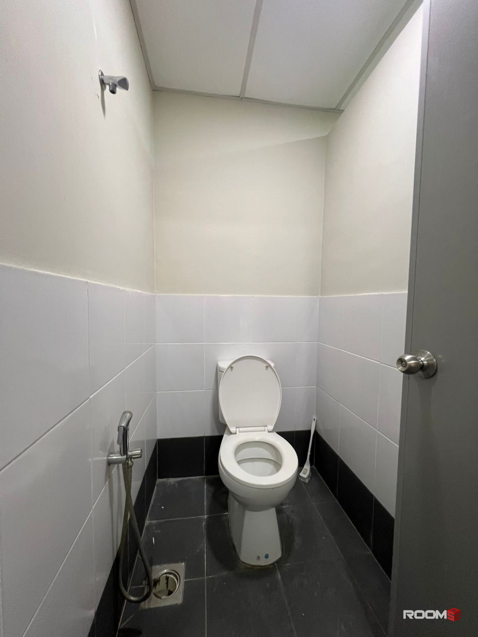 4Mins 🚶to Main Place Mall✨Easy Move in🔑Room in USJ 21 Subang Jaya